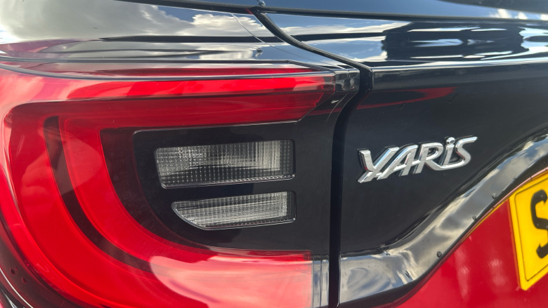 Toyota Yaris 1.5 Hybrid Excel 5dr CVT Hybrid Hatchback